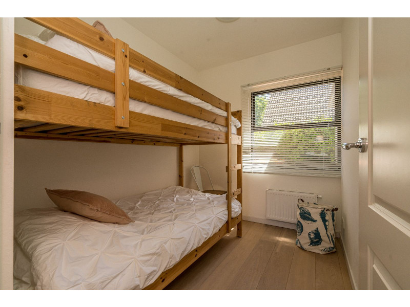 Renesse, Horizon 66 - Image 17