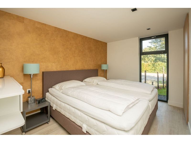 Renesse, Horizon 29 - Image 12