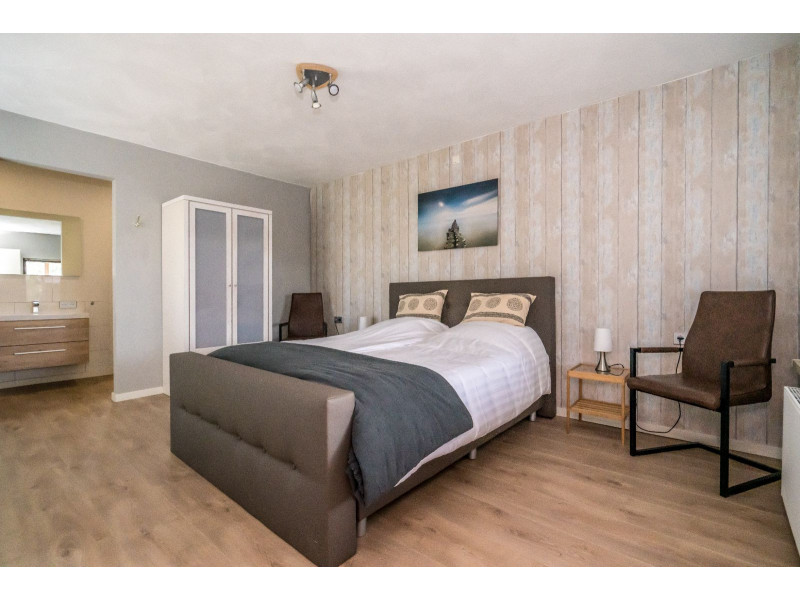 Renesse, Horizon 85 - Image 9