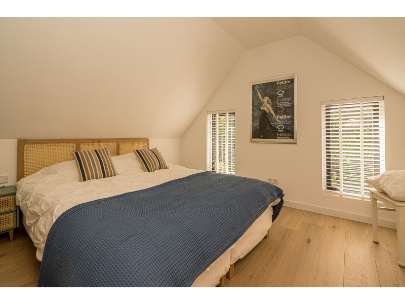 Renesse, Horizon 66 - Image 13