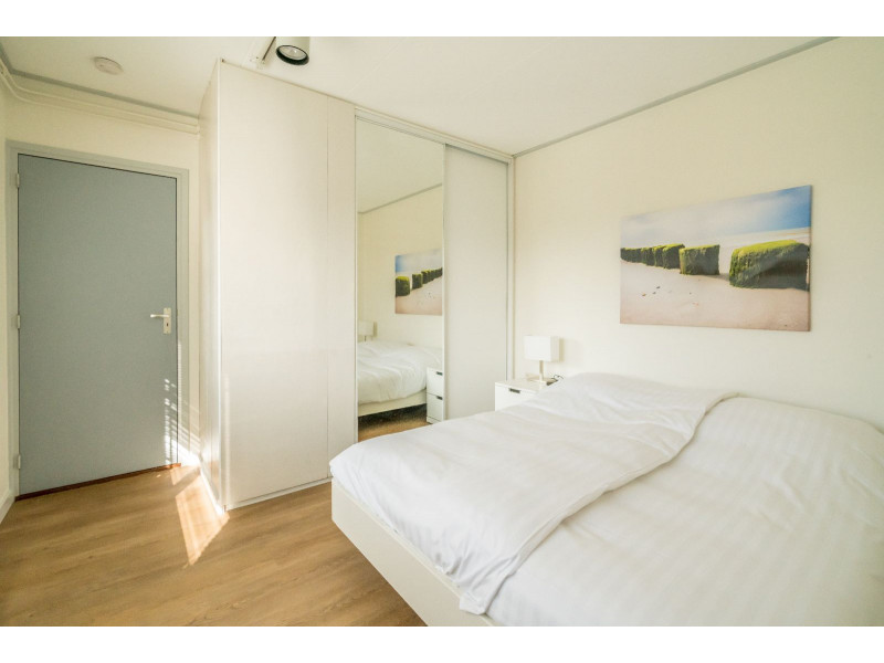 Renesse, Horizon 44 - Image 13