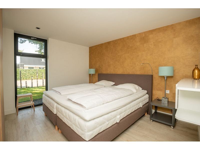 Renesse, Horizon 29 - Image 11