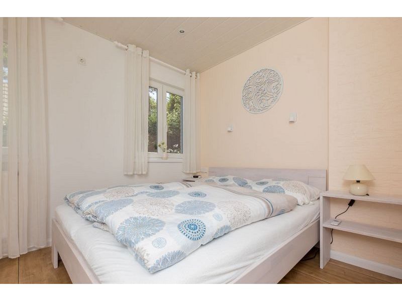 Renesse, Horizon 65, "Lost at Sea" - Image 11